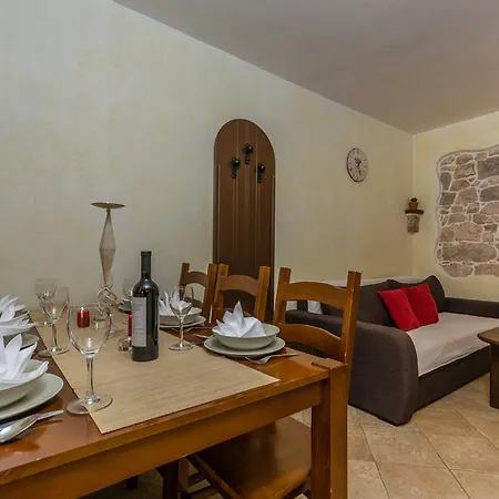 Apartment Velenik D&I Porec Exterior photo